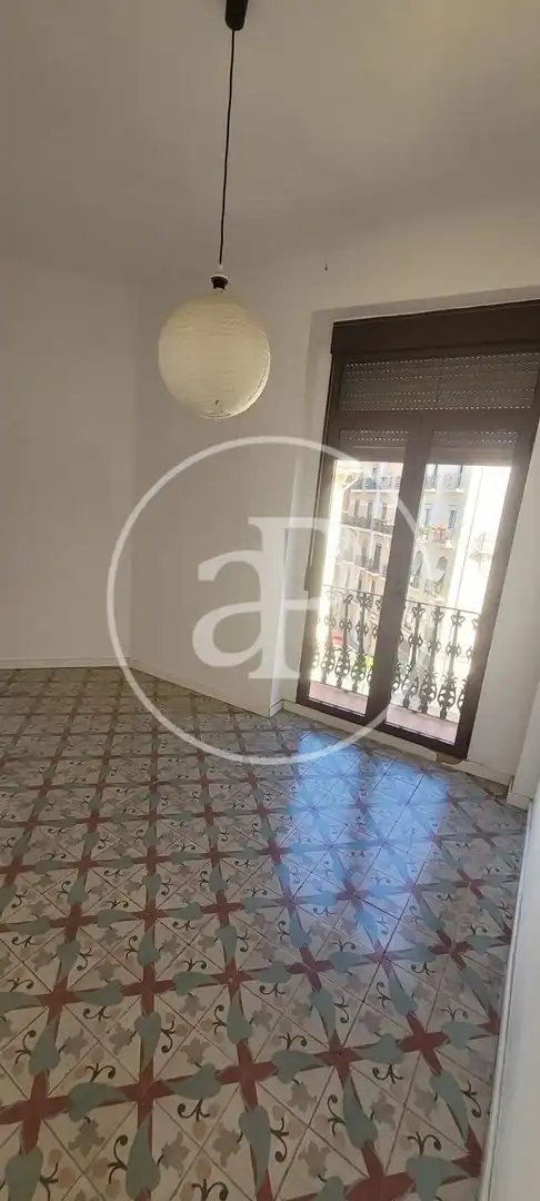 Schlafzimmer von Wohnung zur Miete in Valencia mit Klimaanlage, Möbliert und Balkon