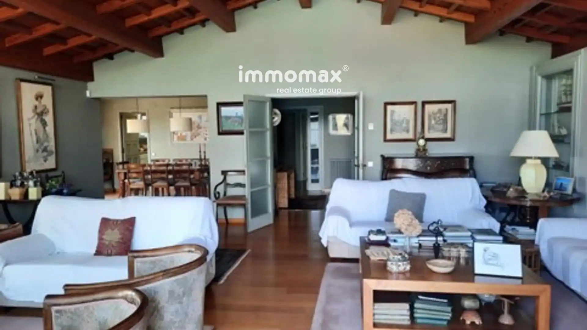 Sala de estar de Casa o chalet en venta en  Barcelona Capital con Calefacción, Jardín privado y Piscina