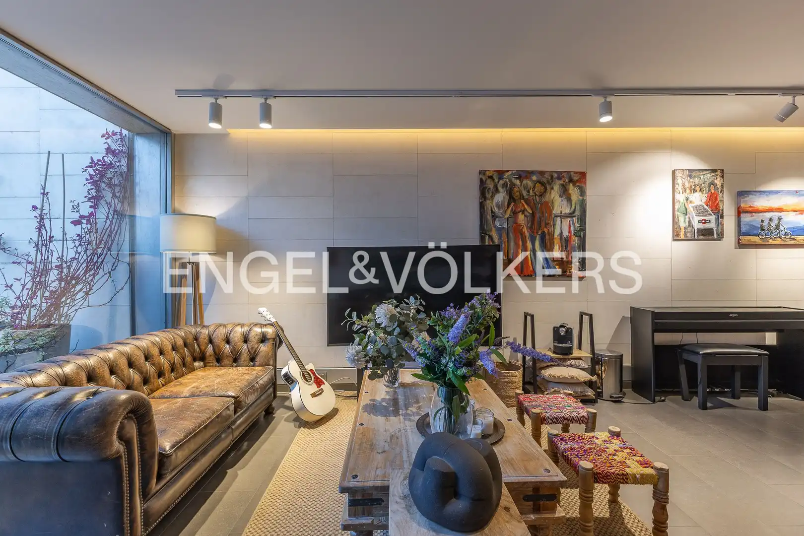 Sala d'estar de Casa o xalet en venda en Terrassa amb Aire condicionat, Calefacció i Jardí privat