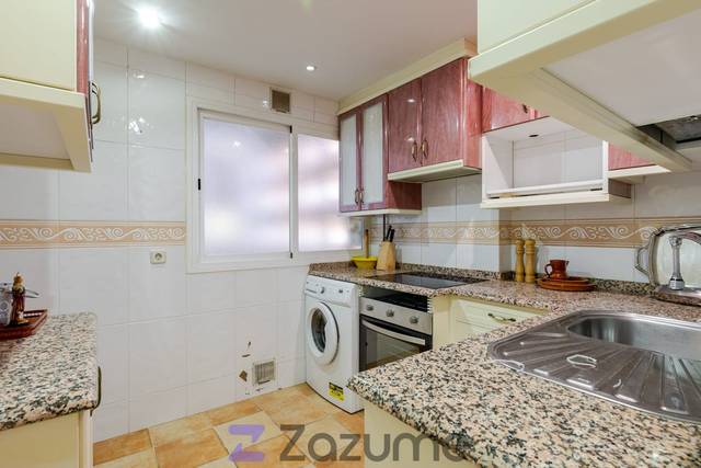 Piso en Alquiler en C. de San Pedro de Cardeña en Apóstol Santiago