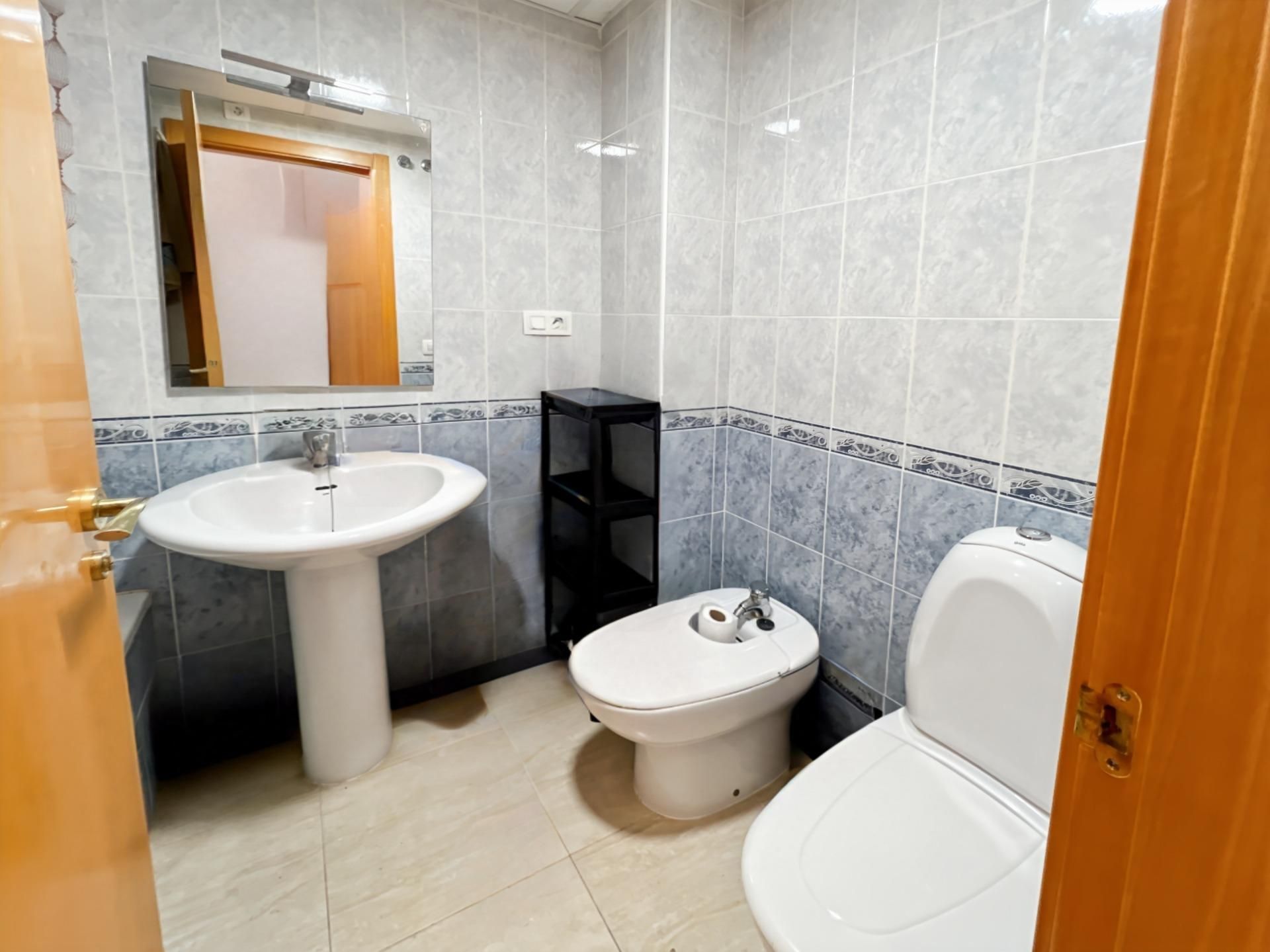 Bathroom of Flat for sale in Torreblanca  with Community pool