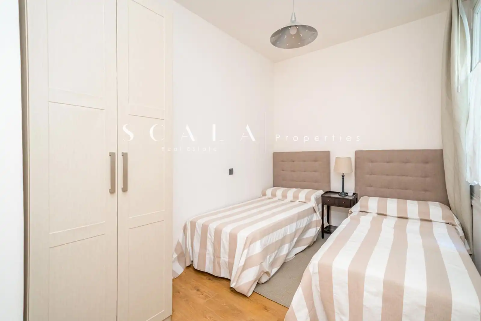Bedroom of Duplexes for rent in Madrid  with Air Conditioner, Heating and Terrace