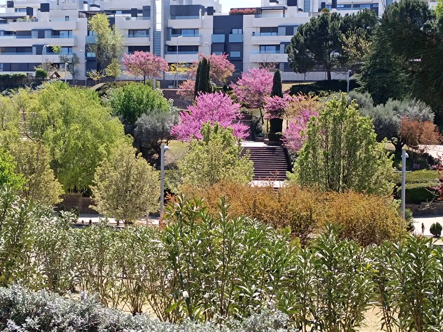 Außenansicht von Wohnung zur Miete in Madrid mit Klimaanlage, Heizung und Parkett