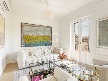 Pis amb balcó de lloguer a Chamberí