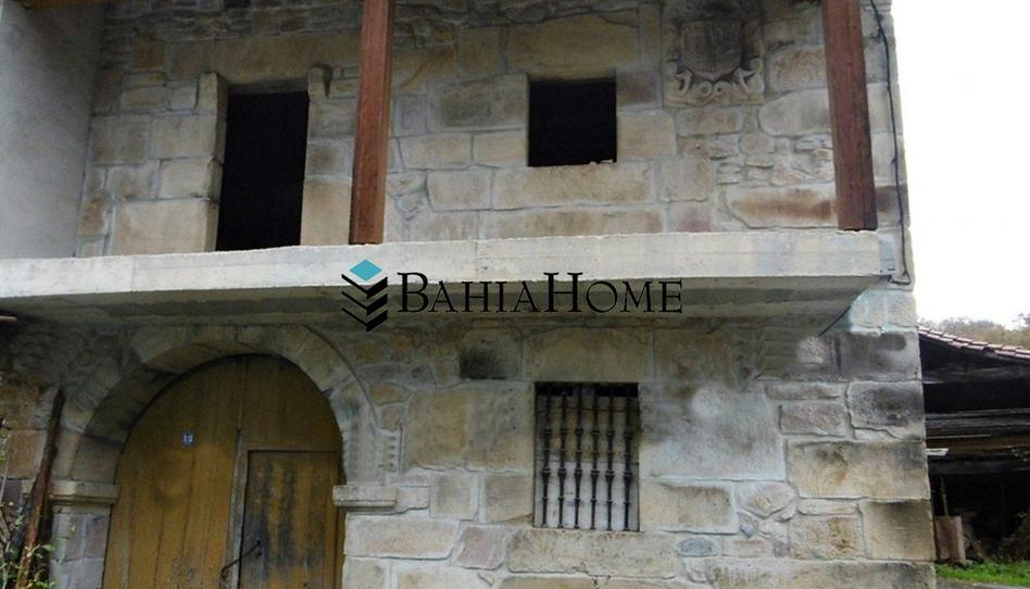 Foto 1 de Casa adosada en venta en Barrio las Barcenas, 42, Villafufre, Cantabria