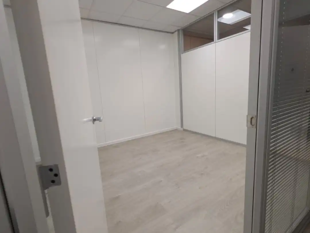 Oficina de alquiler en Zaragoza