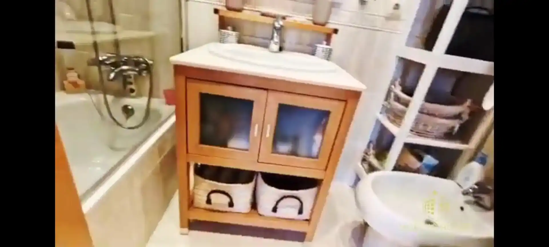 Bathroom of Apartments for rent in Jávea / Xàbia  with Air Conditioner, Swimming Pool and Balcony