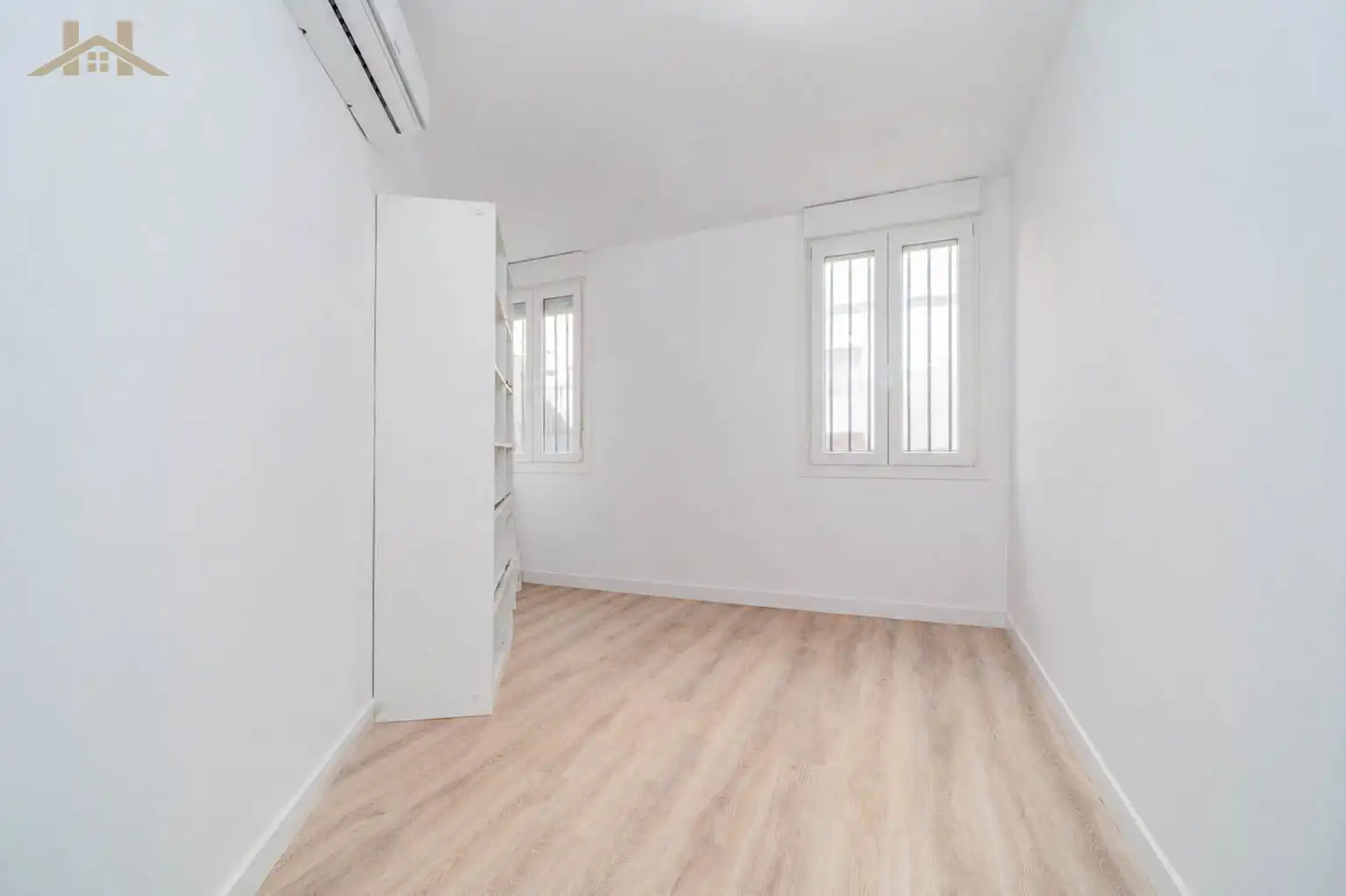 Bedroom of Flat for sale in Pinto  with Air Conditioner, Heating and Oven