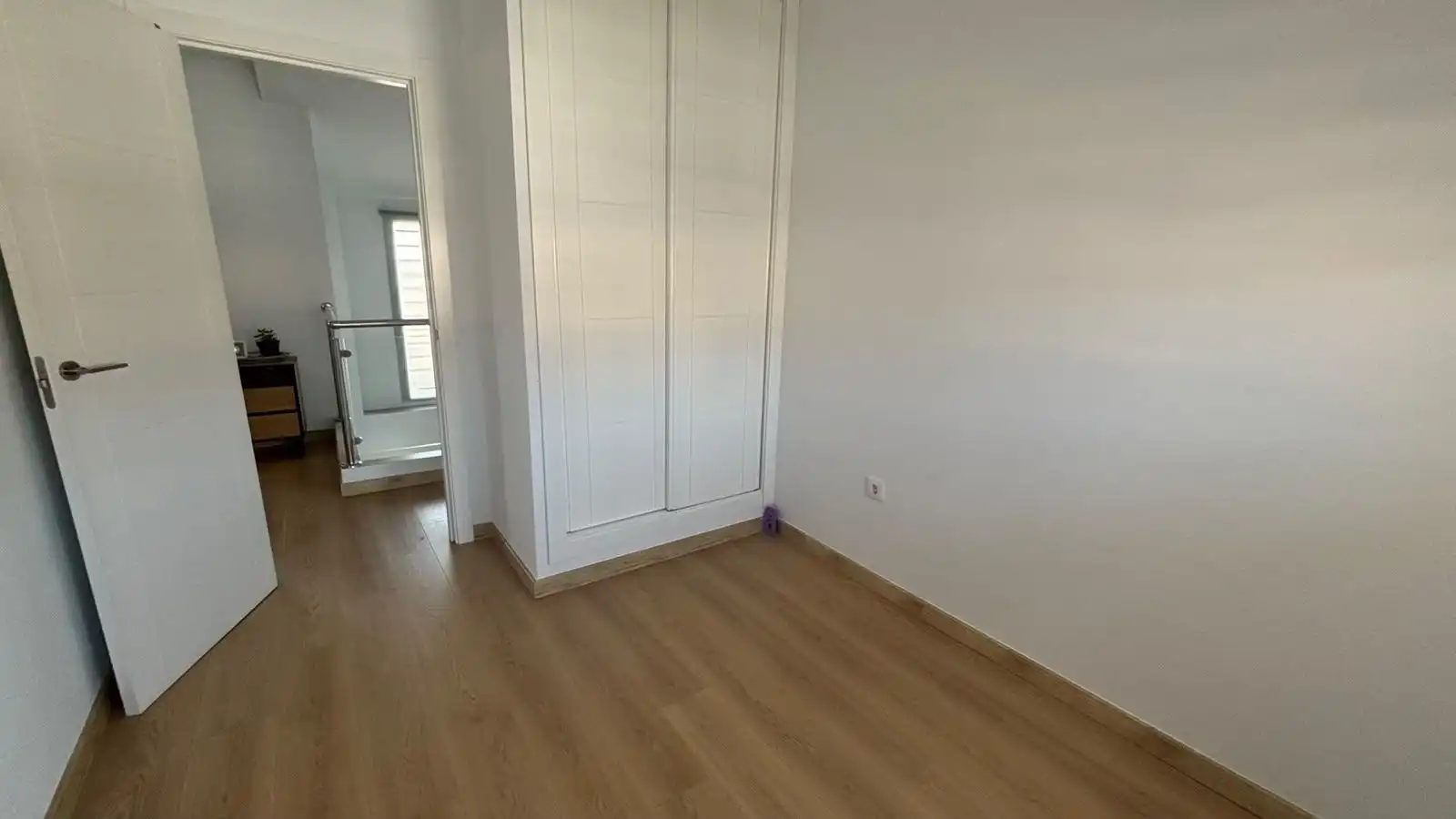 Dormitori de Casa adosada en venda en Huévar del Aljarafe amb Aire condicionat, Traster i Alarma