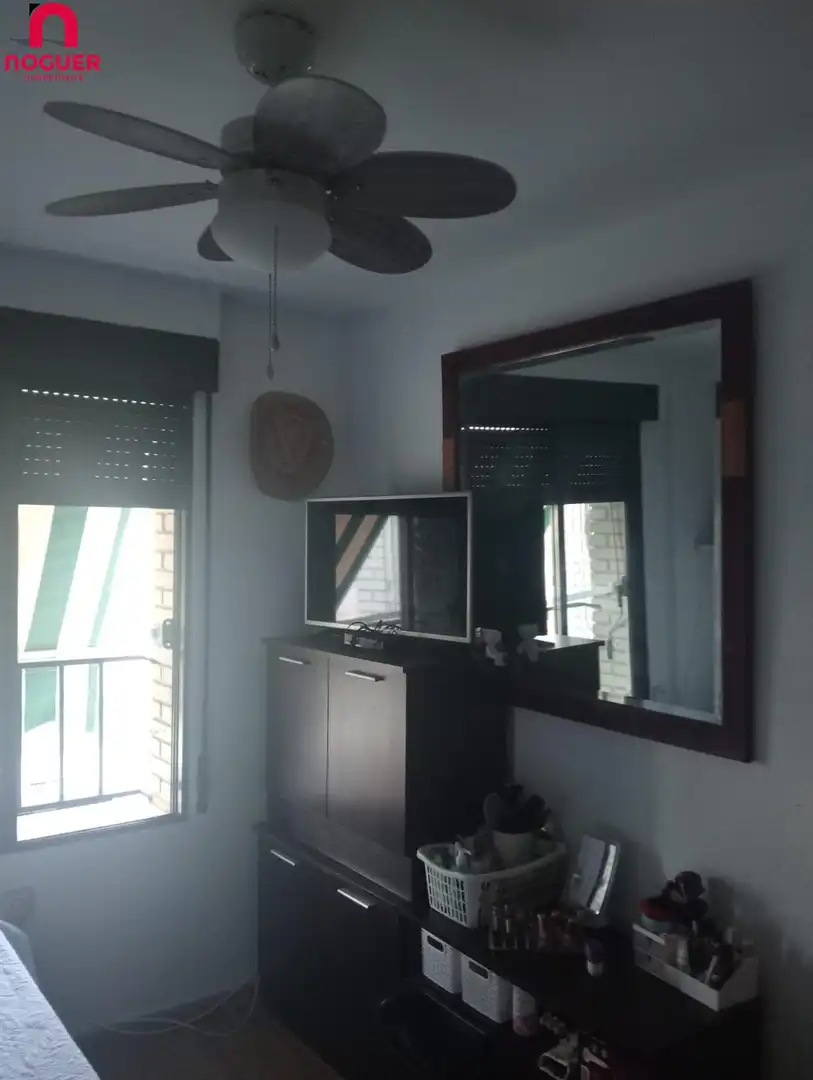 Bedroom of Flat for sale in Córdoba  with Air Conditioner