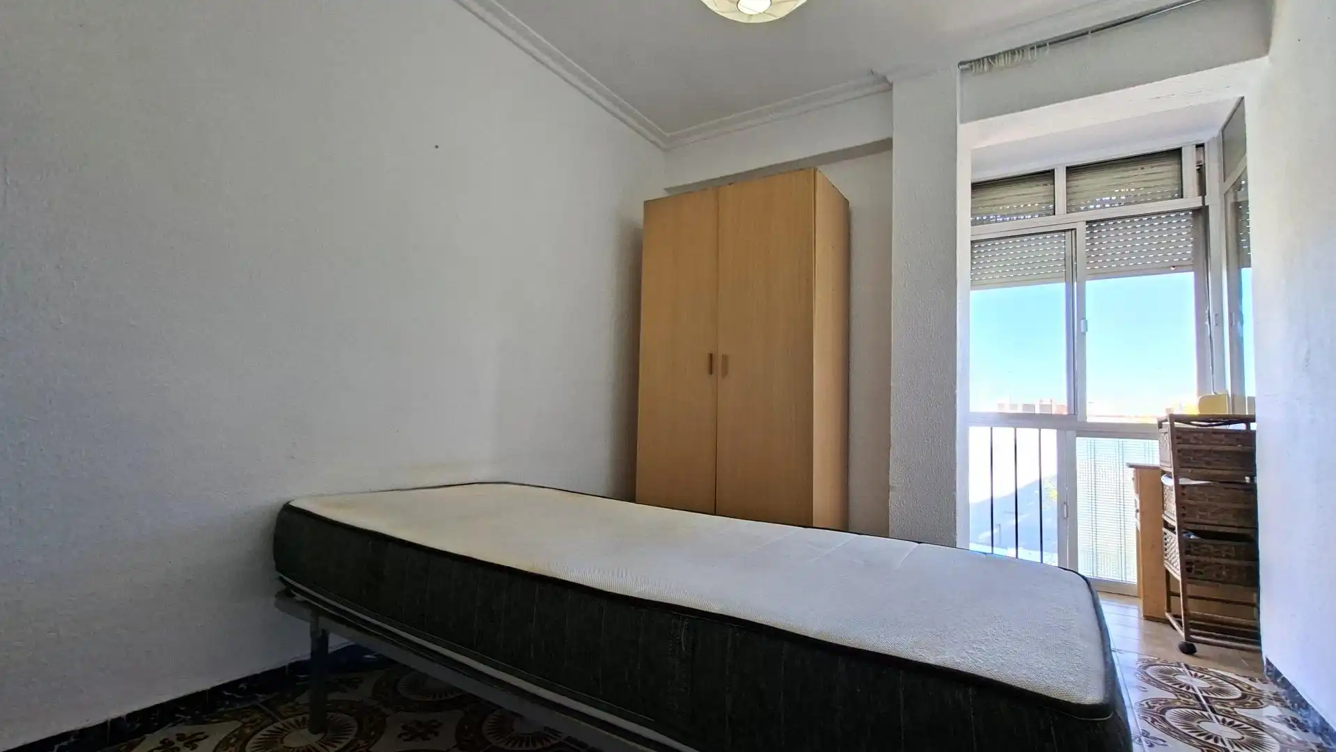 Habitación de Piso en venta en San Juan de Aznalfarache con Terraza