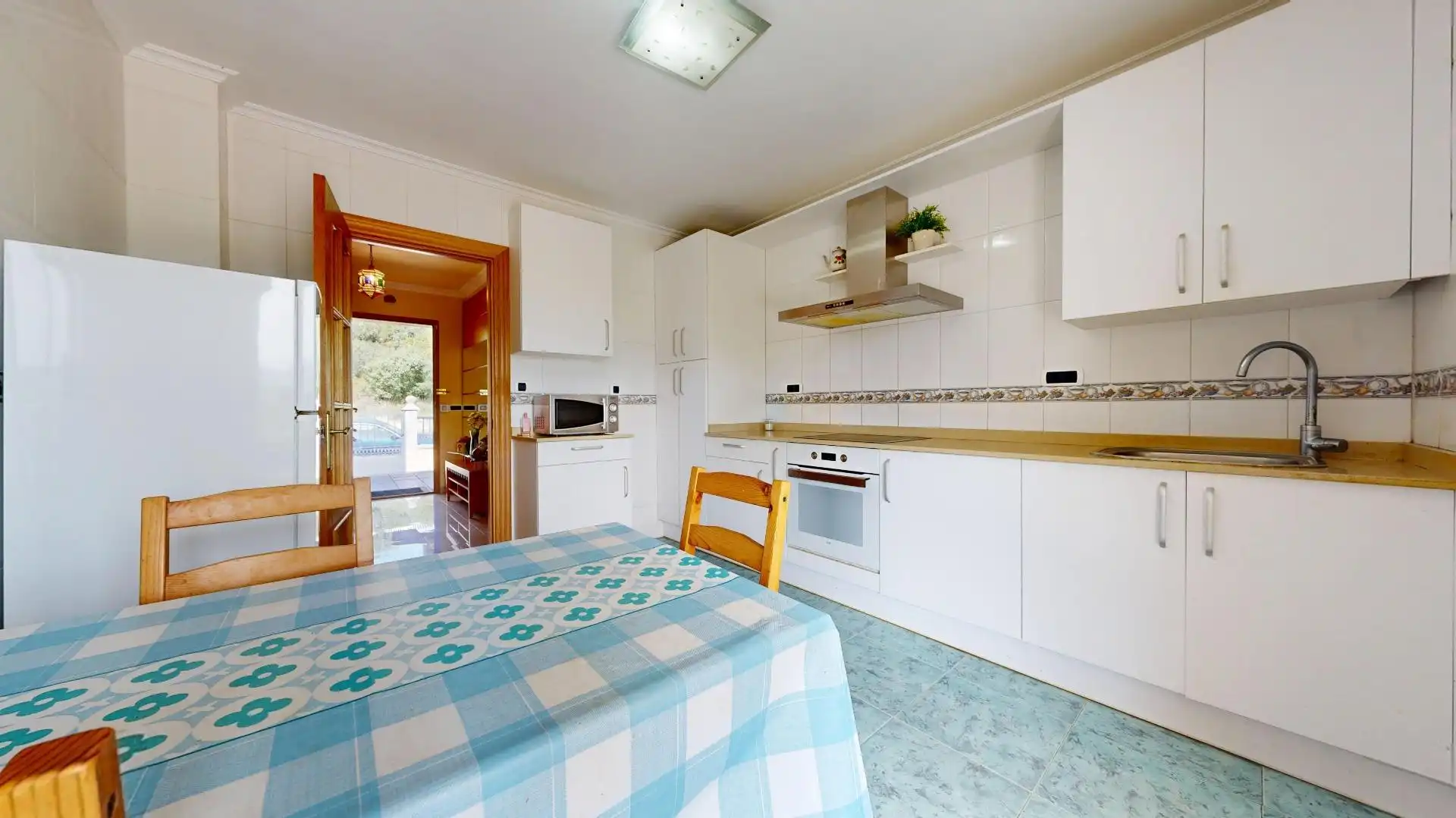 Küche von Haus oder Chalet zum Verkauf in Valle de Mena mit Heizung, Privatgarten und Terrasse