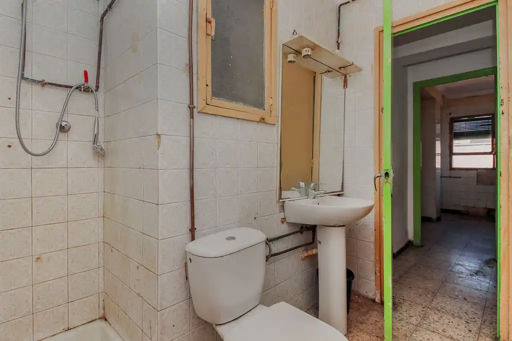 Bany de Pis en venda en Llevant