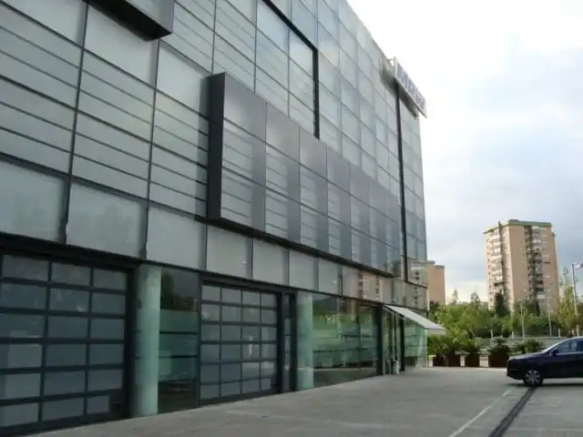 Vista exterior de Oficina de lloguer en L'Hospitalet de Llobregat amb Aire condicionat, Calefacció i Terrassa