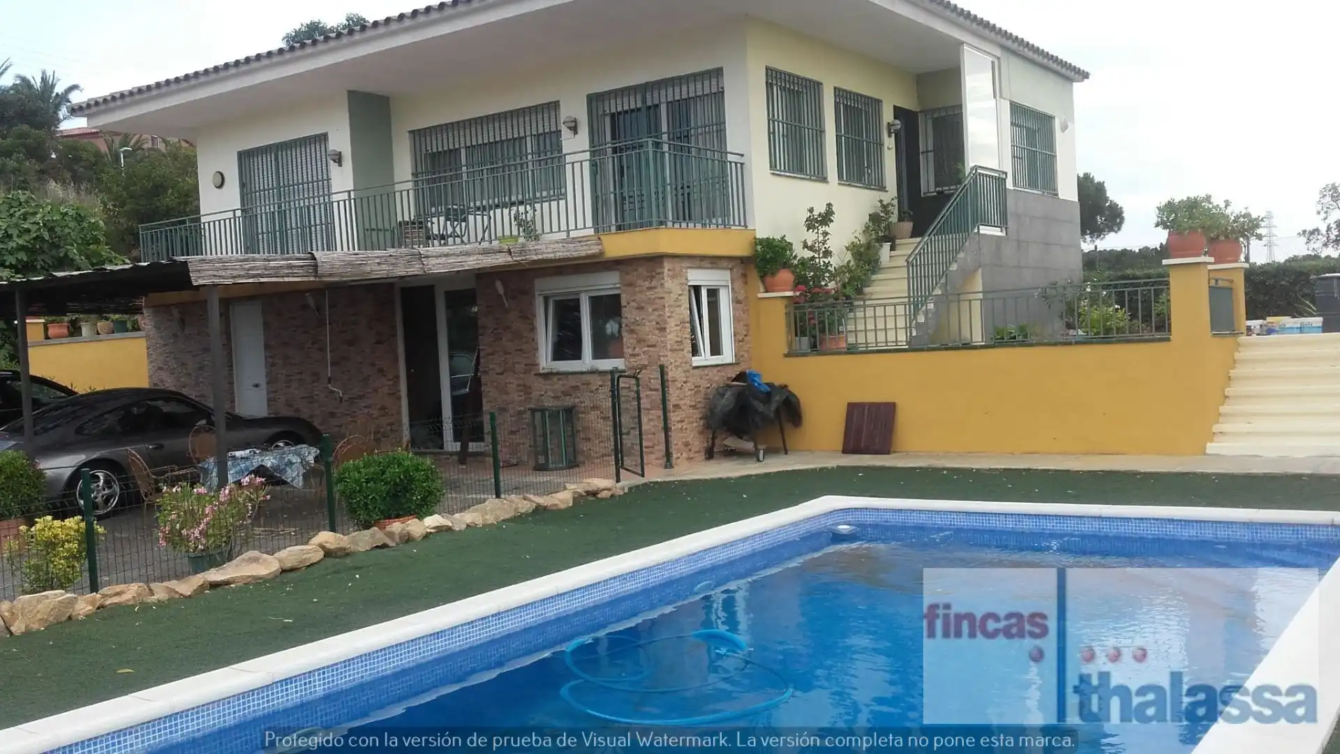 Casa con piscina in vendita a Serra Brava