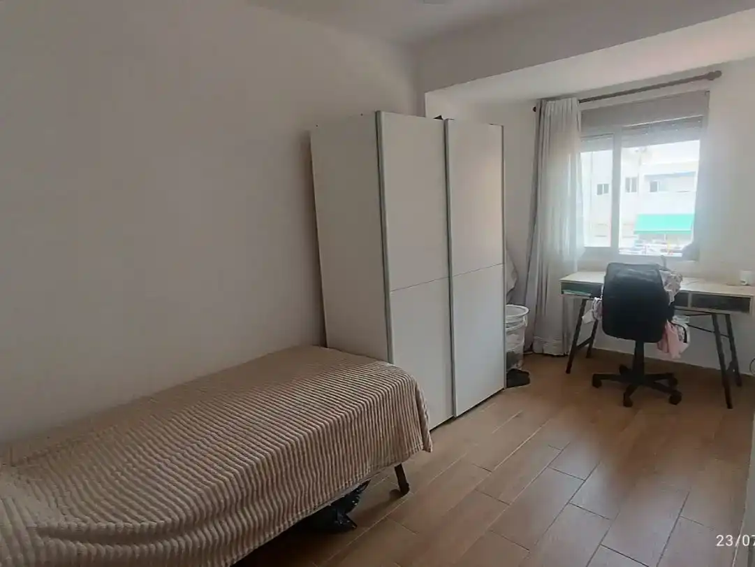 Habitación de Ático para compartir en Valencia