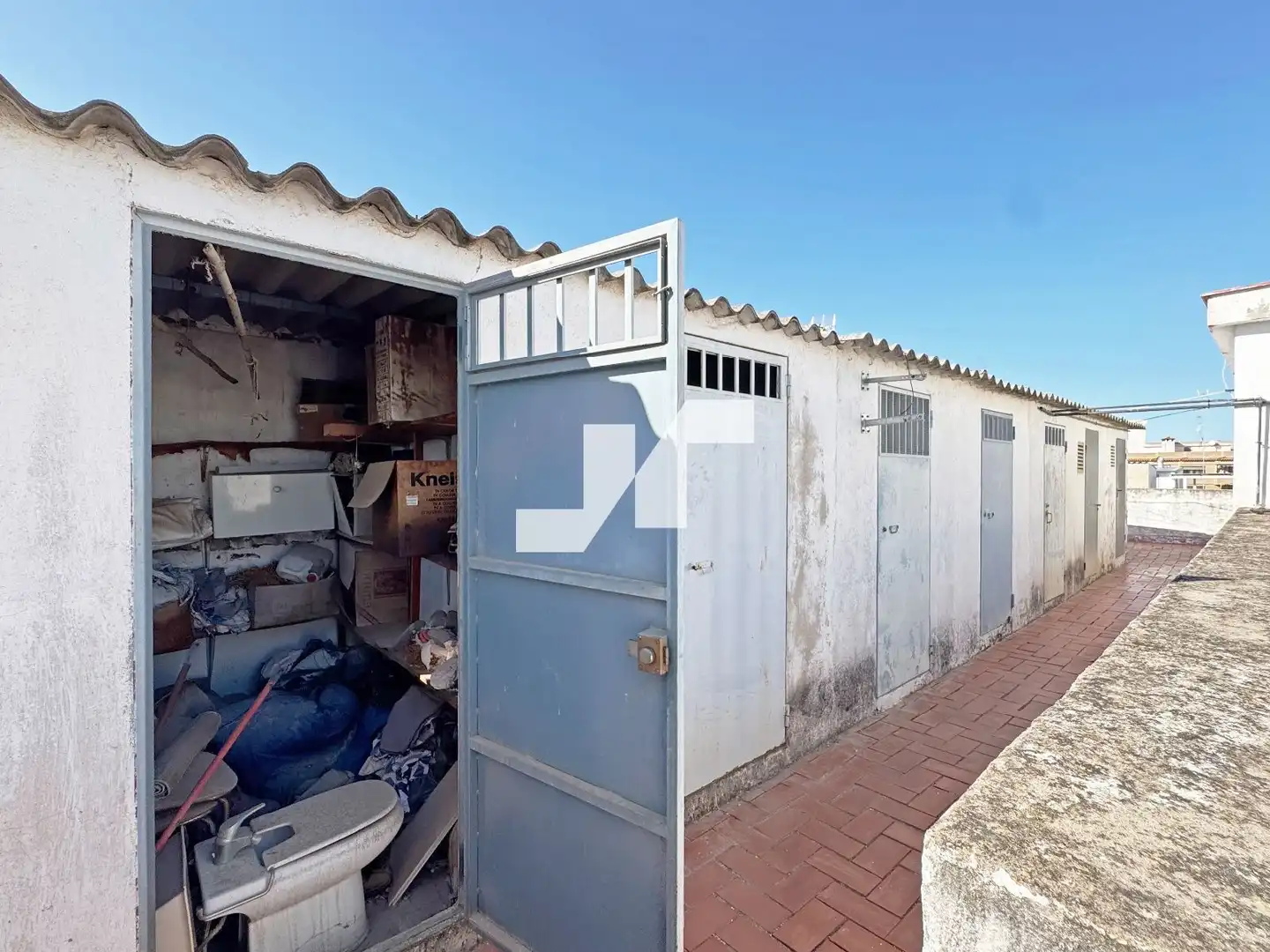Außenansicht von Wohnung zum Verkauf in Vila-real mit Terrasse und Abstellraum