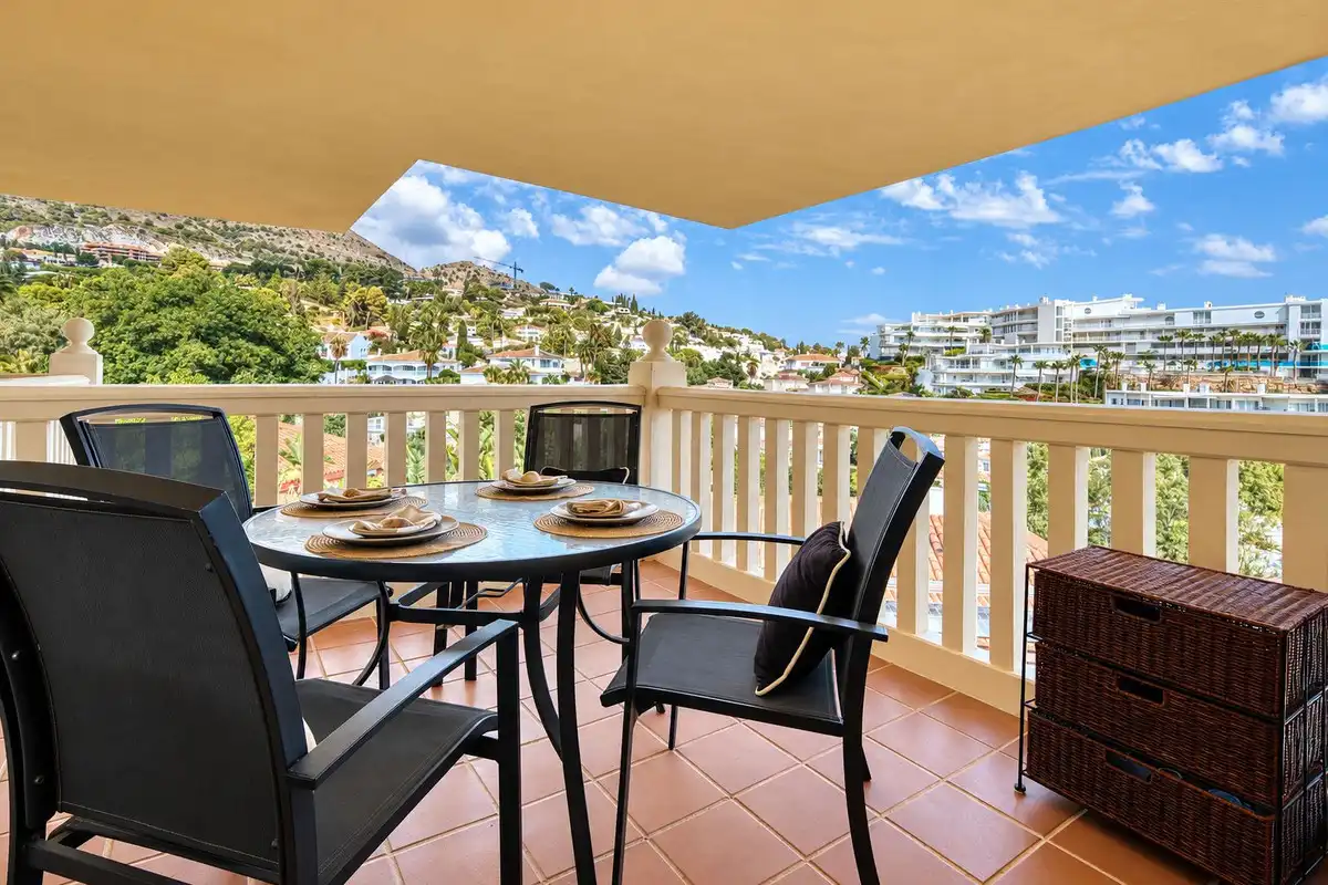 Apartamento con piscina en venta en El Higuerón, imagen 3