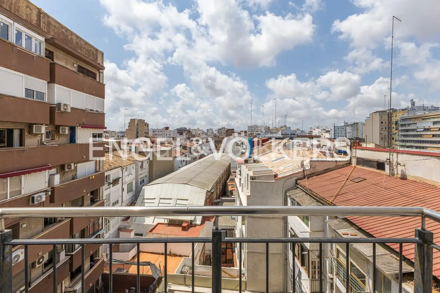 Vista exterior de Piso en venta en Valencia con Aire acondicionado, Calefacción y Terraza