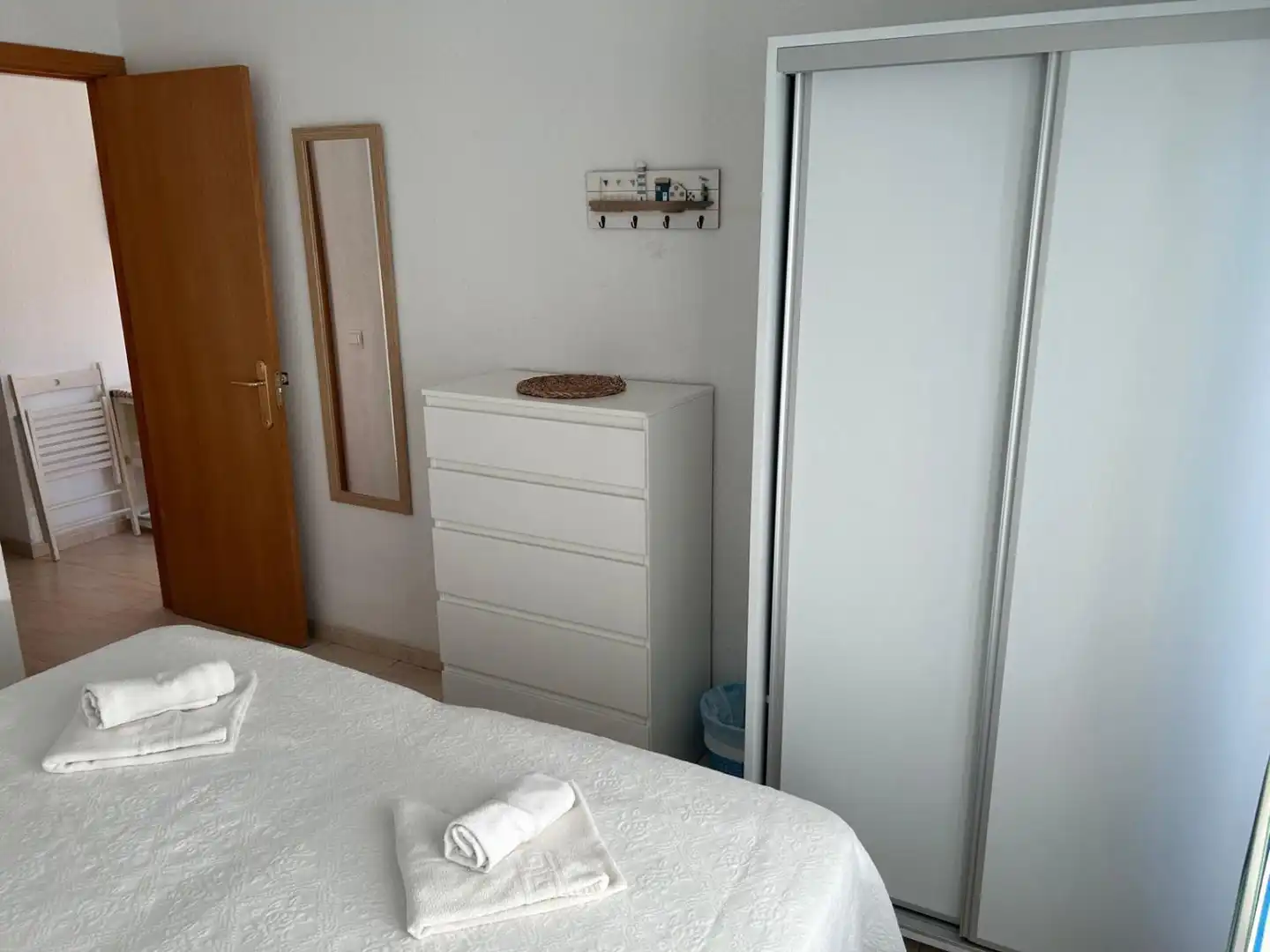 Dormitori de Apartament en venda en Barbate amb Aire condicionat i Terrassa