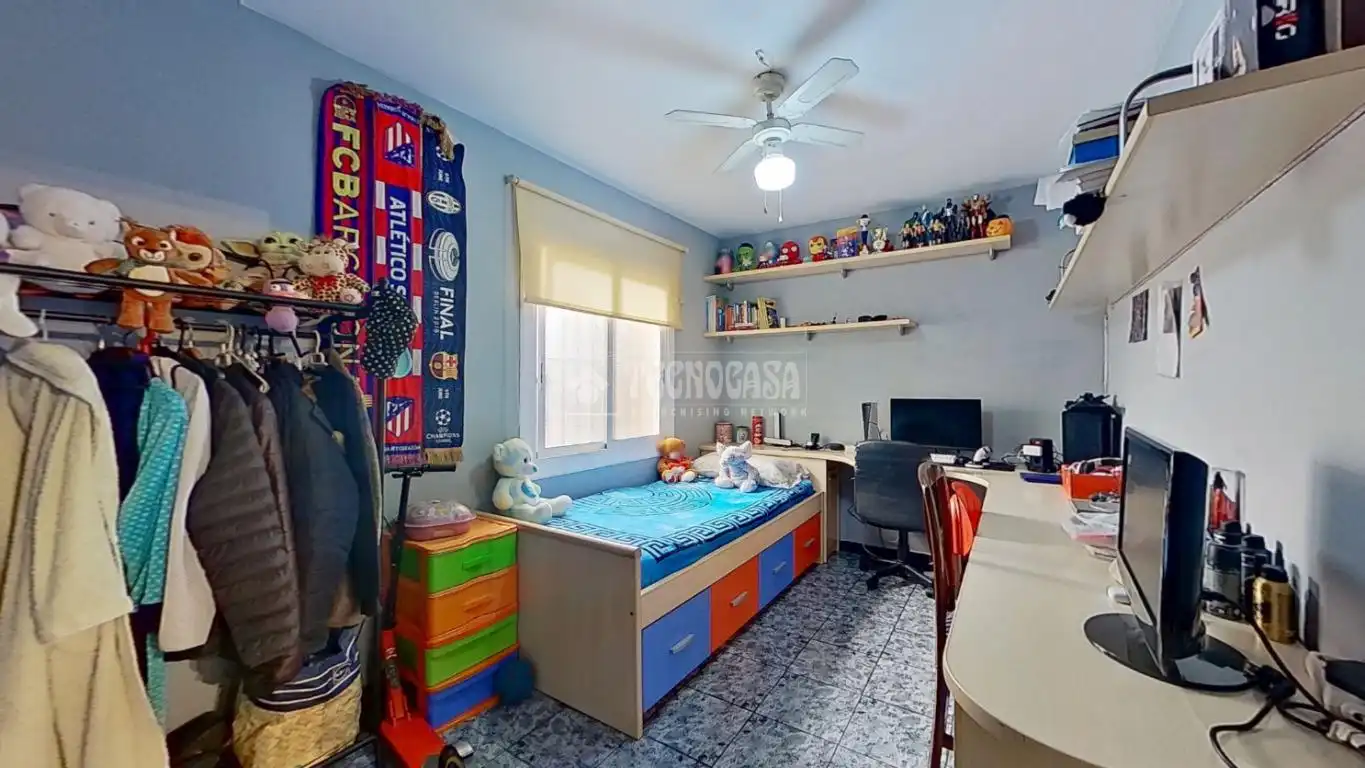 Habitación de Piso en venta en Barberà del Vallès con Calefacción y Balcón