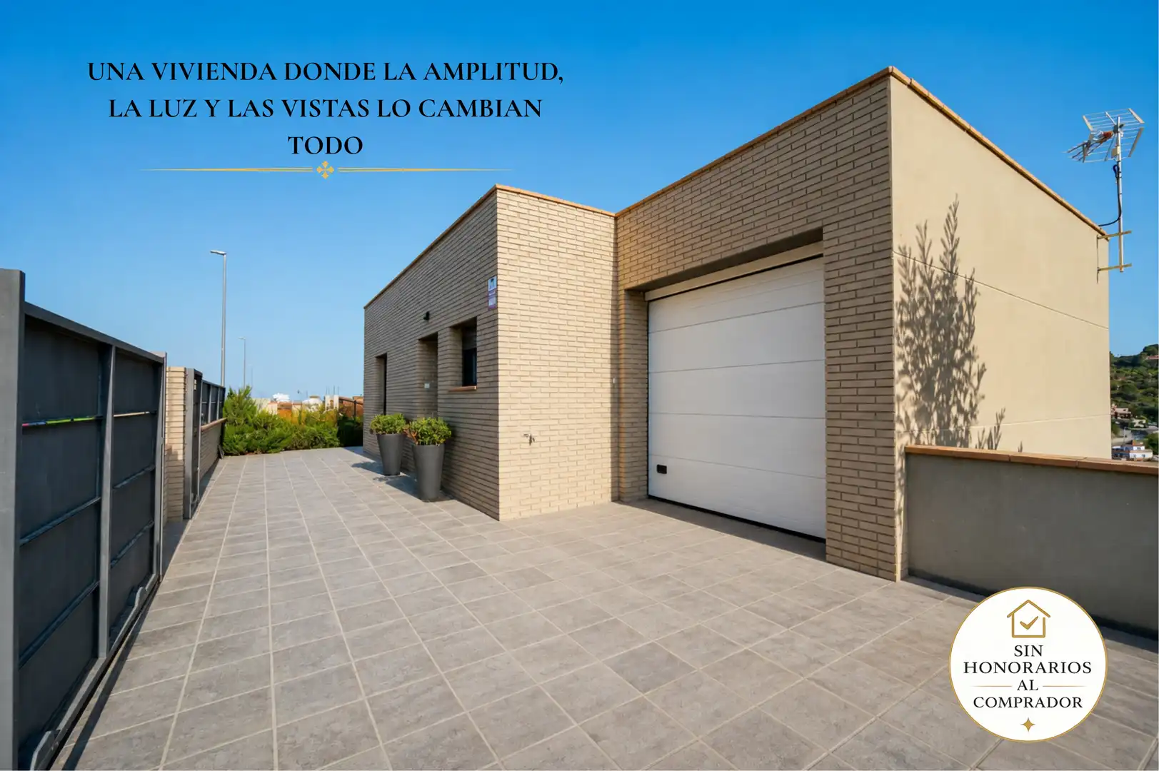 Vista exterior de Casa o chalet en venta en Terrassa con Aire acondicionado, Calefacción y Jardín privado