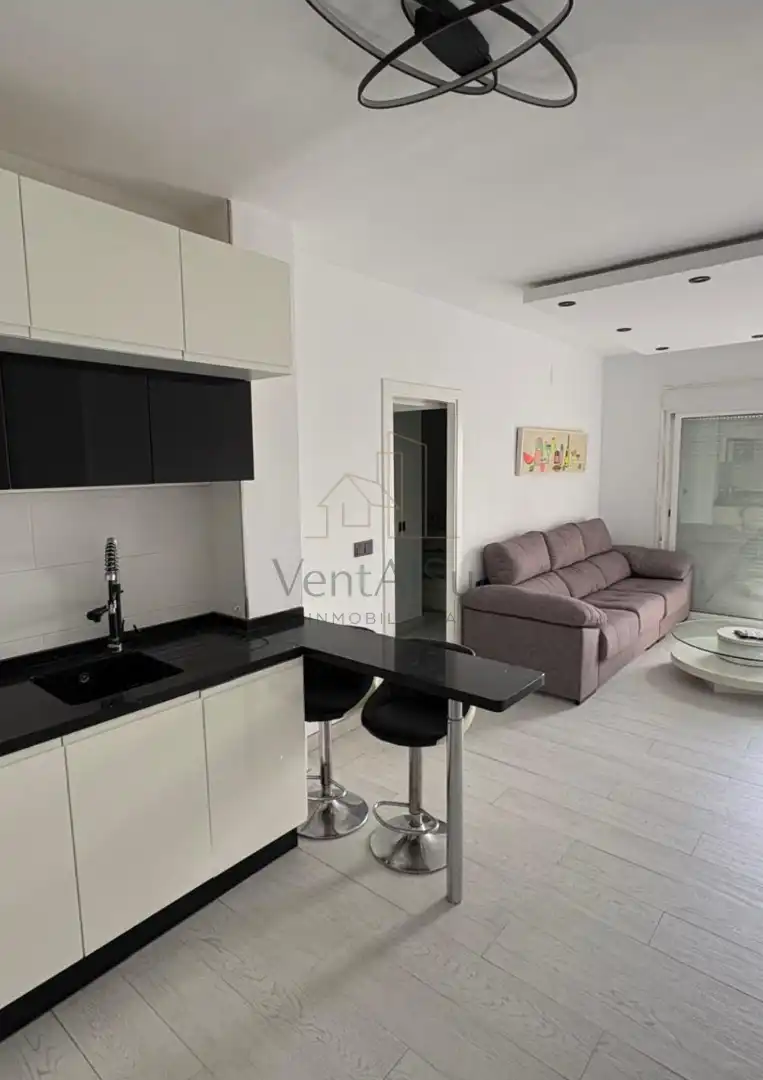 Living room of Flat for sale in Sanlúcar de Barrameda  with Air Conditioner, Terrace and Furnished