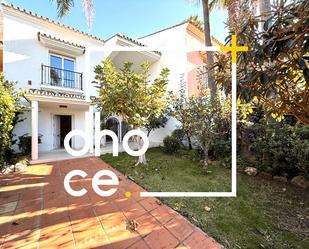 Exterior view of Single-family semi-detached to rent in Marbella  with Air Conditioner, Heating and Private garden