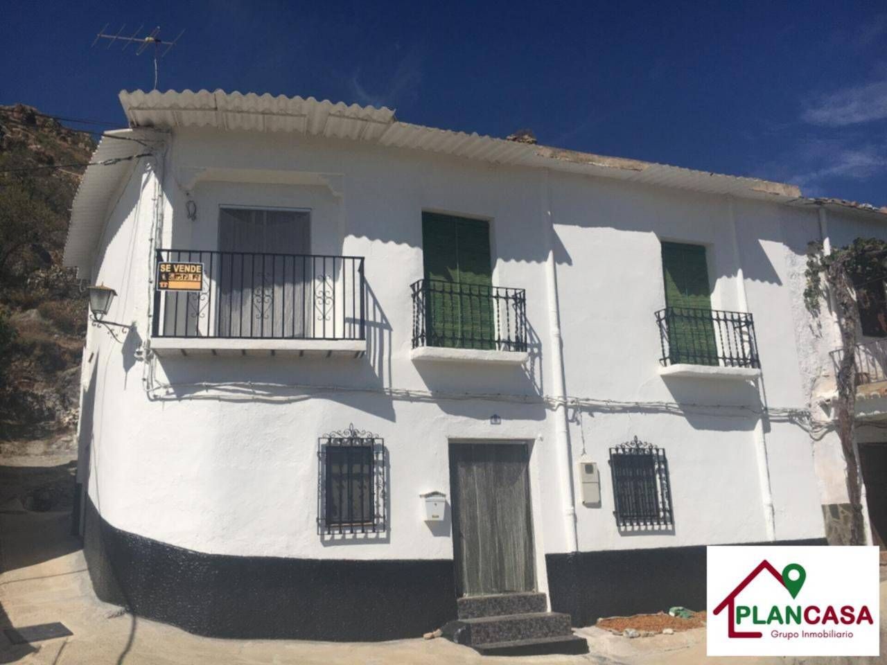 Vista exterior de Finca rústica en venda en Lobras amb Jardí privat i Terrassa