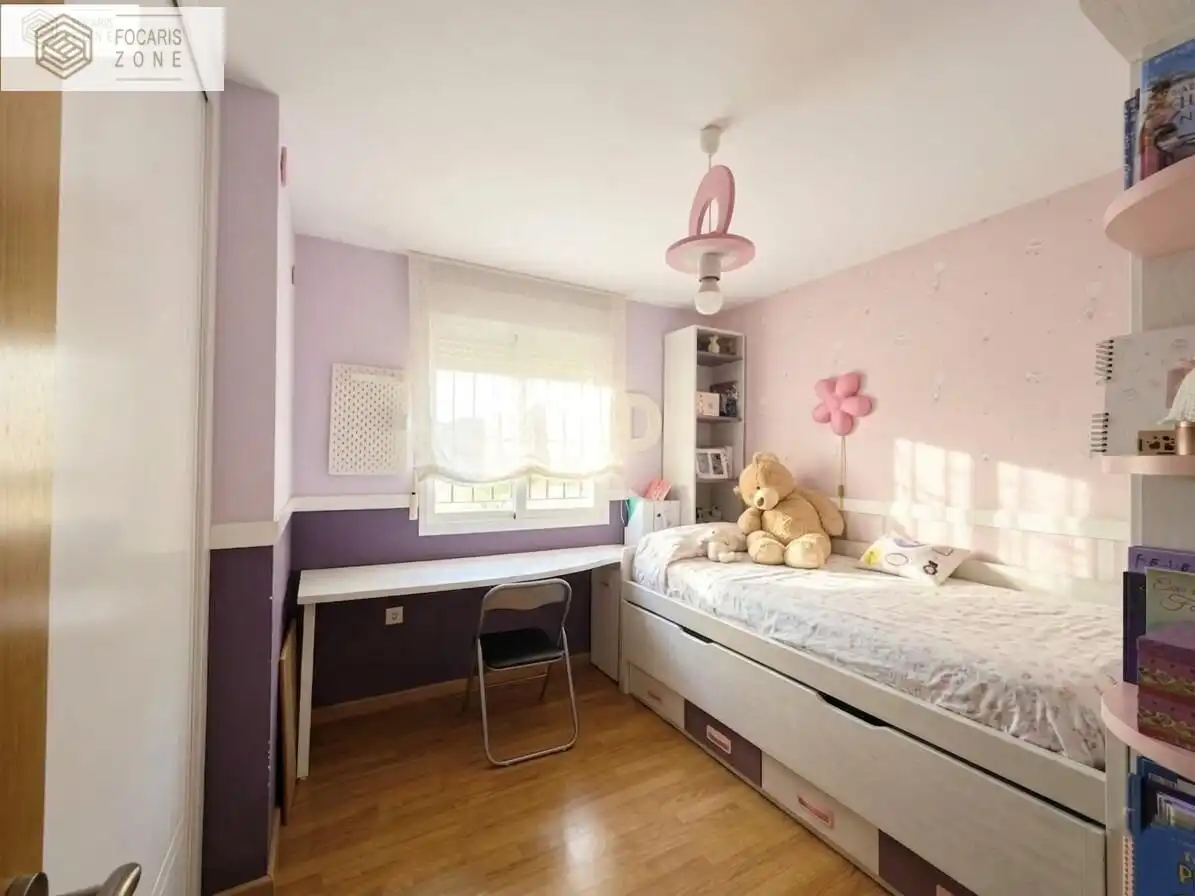 Habitación de Dúplex en venta en Benalmádena con Aire acondicionado, Jardín privado y Terraza