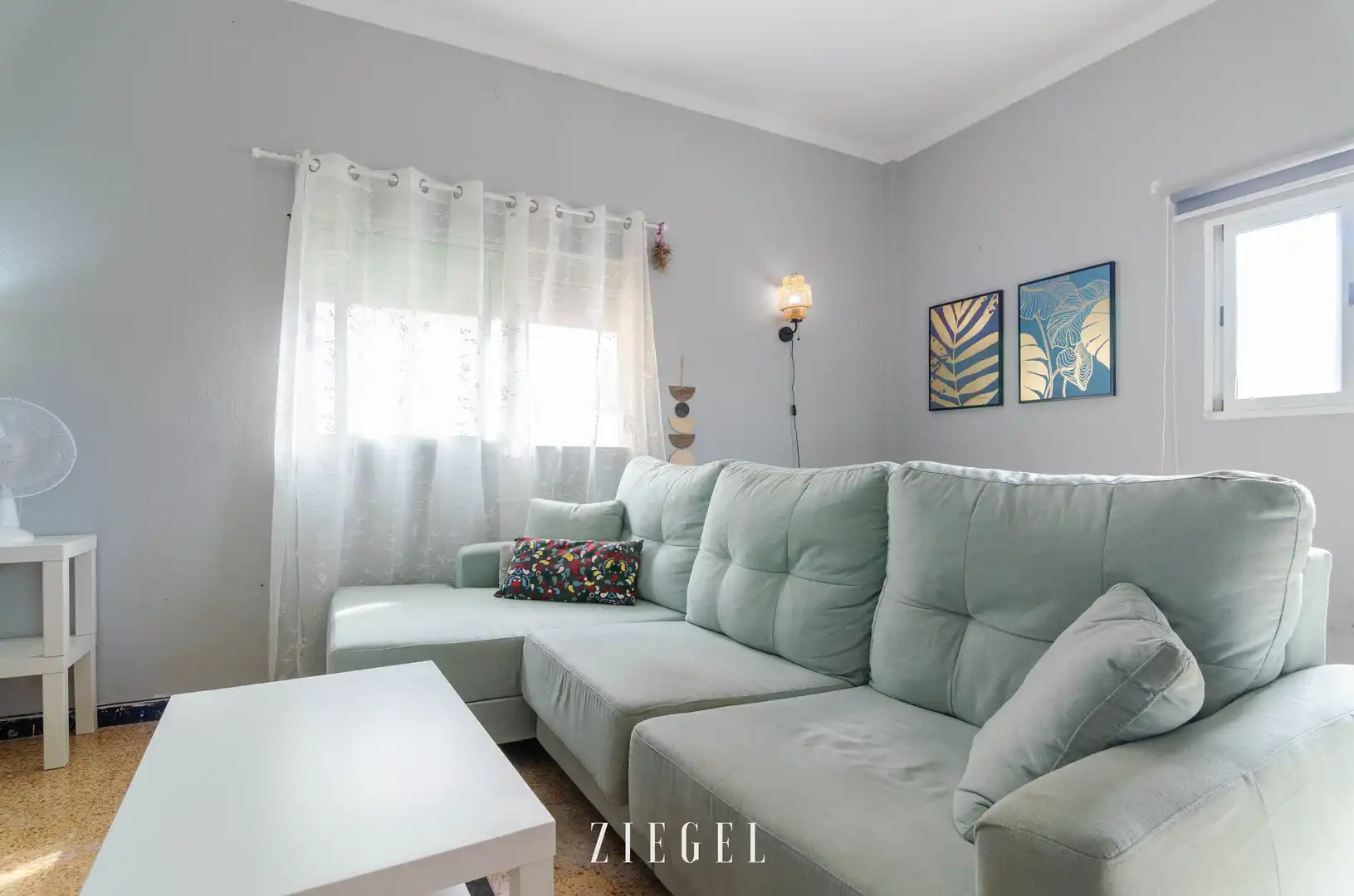Living room of Flat for sale in Las Palmas de Gran Canaria  with Furnished
