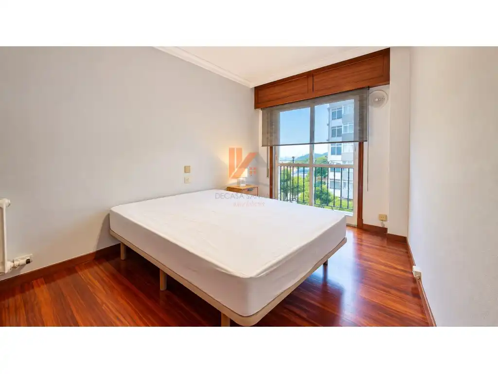 Dúplex con ascensor en alquiler en Avenida Rosalia Castro 129, imagen 10