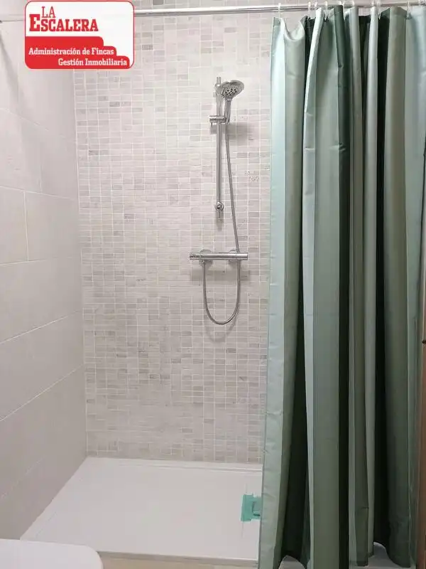 Baño de Casa o chalet en venta en Castalla con Aire acondicionado, Calefacción y Jardín privado