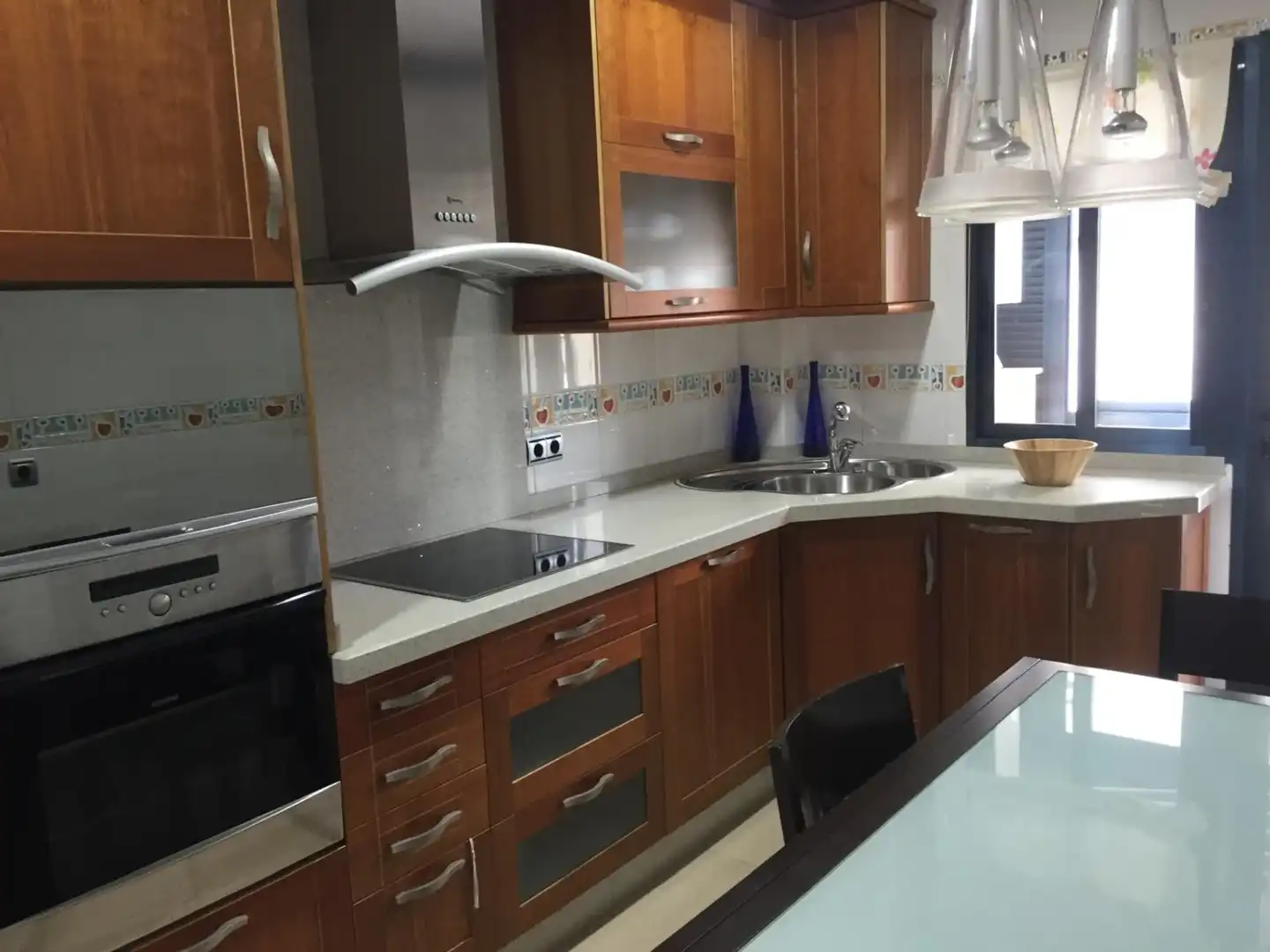 Cocina de Piso de alquiler en Vilagarcía de Arousa con Calefacción, Amueblado y Horno