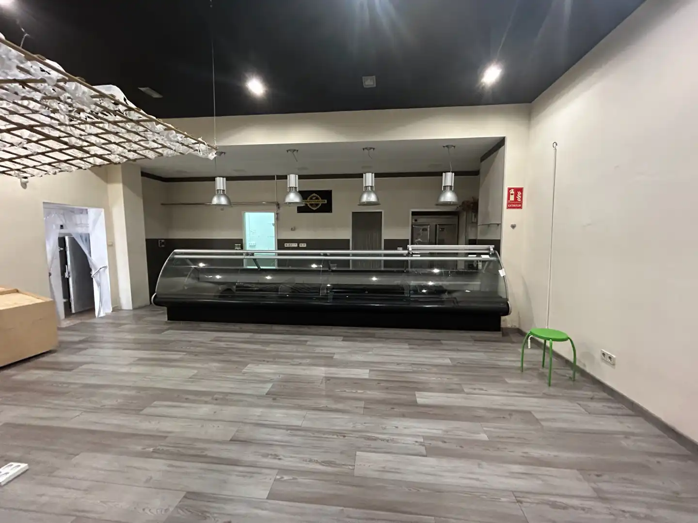 Local comercial en venta en Avinguda de Francesc Macià 169A, imagen 2