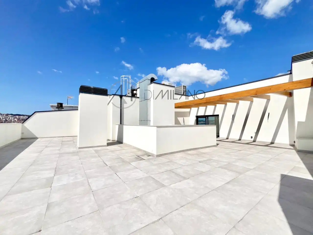 Terraza de Ático en venta en Vigo  con Calefacción