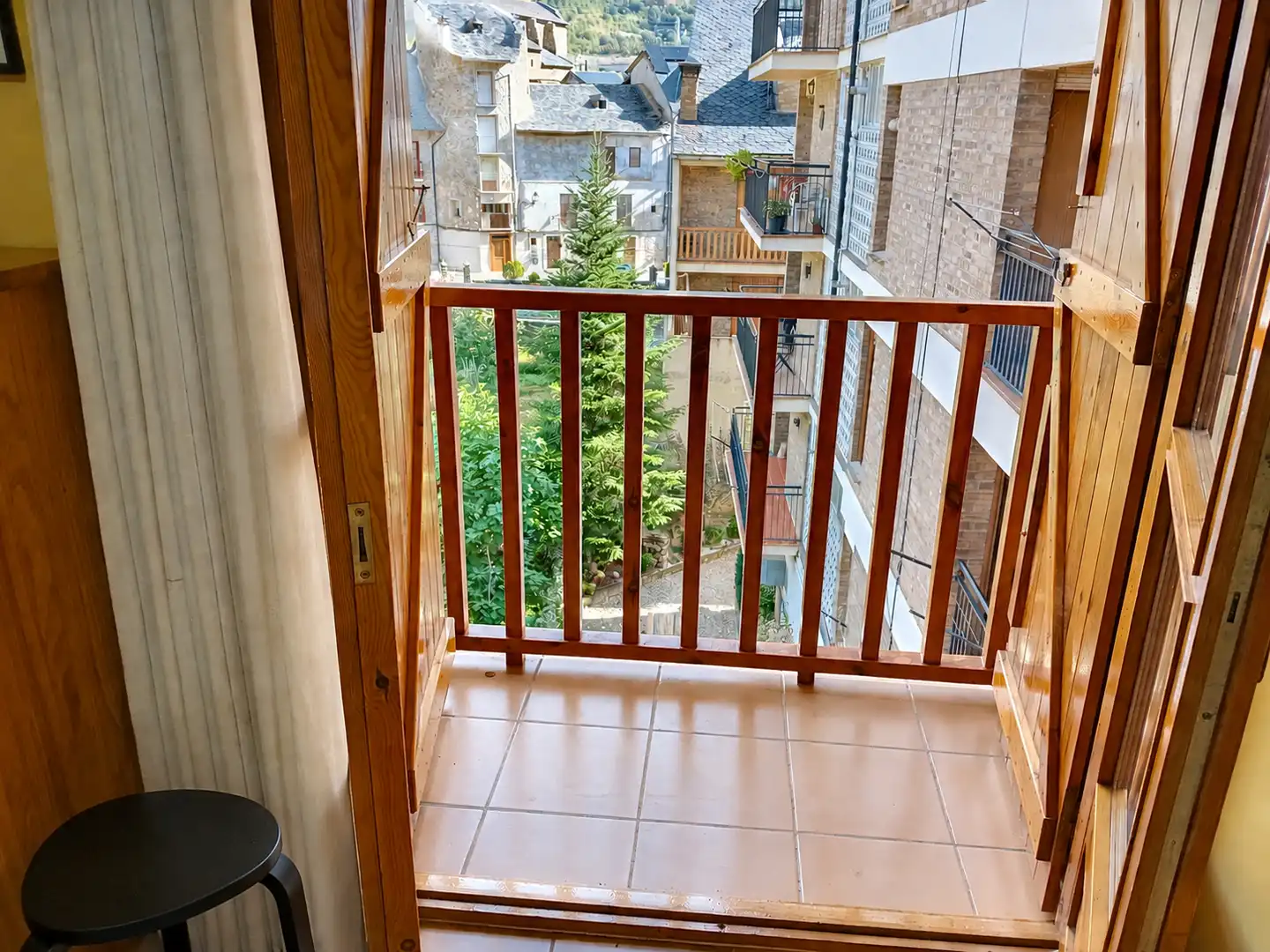 Balcony of Flat for sale in Rialp  with Storage room, Furnished and Oven