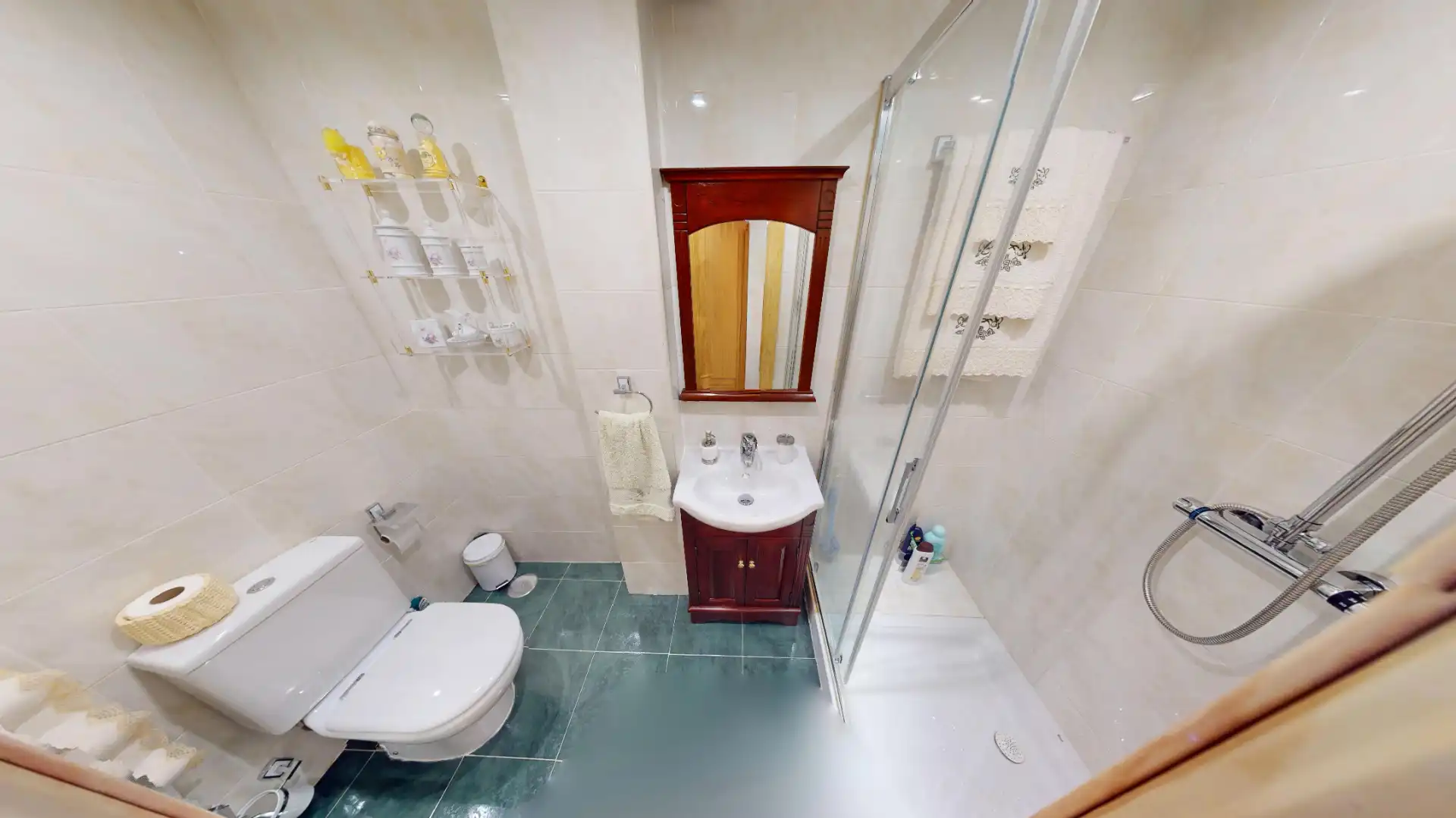 Baño de Casa o chalet en venta en Torremolinos con Aire acondicionado, Calefacción y Jardín privado