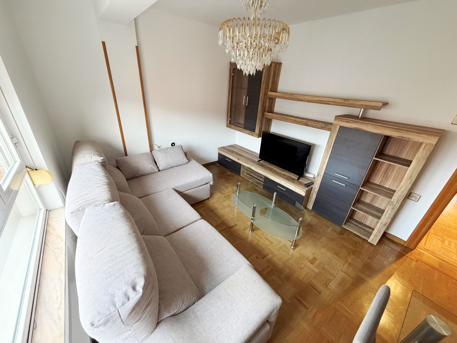 Living room of Flat for rent in Avilés  with Heating, Terrace and Furnished