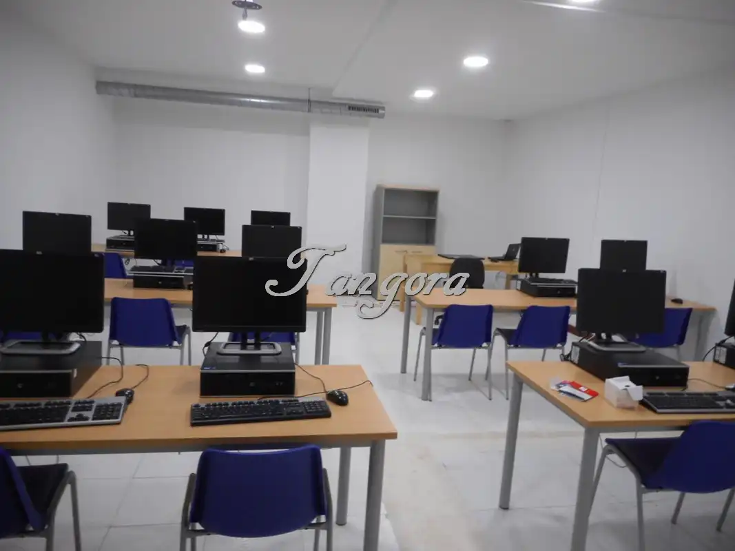 Local de alquiler en Getxo  con Aire acondicionado, Parquet y Alarma