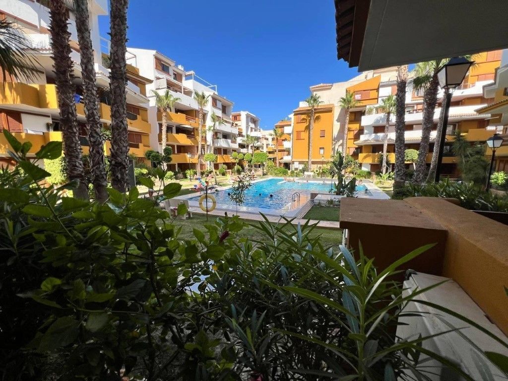 Apartment for sale in Calle Ciclon, 12, Punta Prima