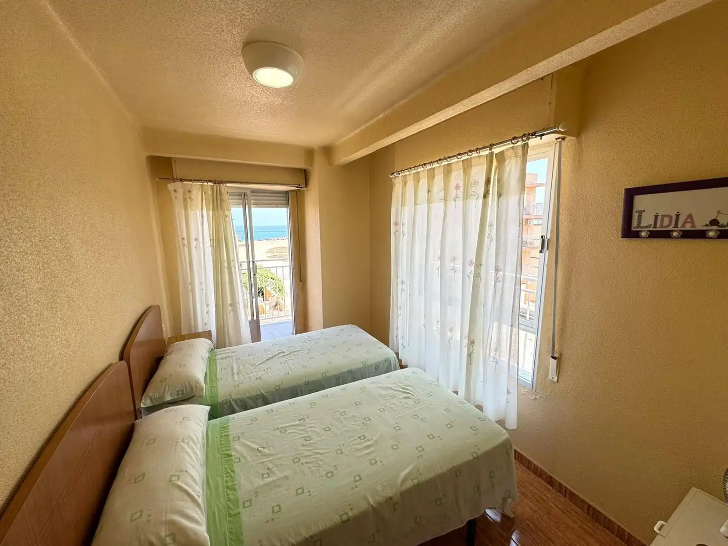 Bedroom of Apartments for sale in Torrevieja  with Furnished