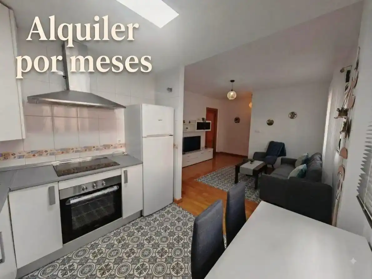 Cuina de Pis de lloguer en Monachil amb Parquet i Moblat