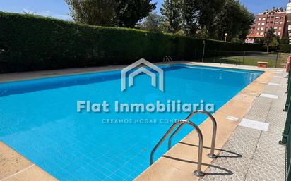 Swimming pool of Duplex for sale in Castro-Urdiales  with Terrace, Swimming Pool and Balcony