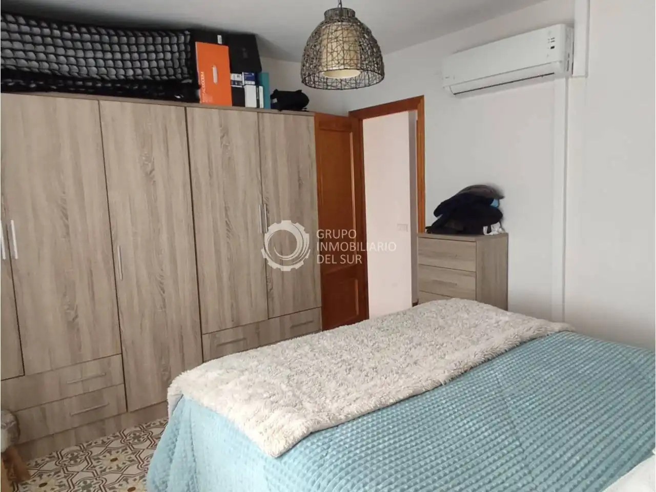 Habitación de Dúplex en venta en Benalup-Casas Viejas con Aire acondicionado y Amueblado