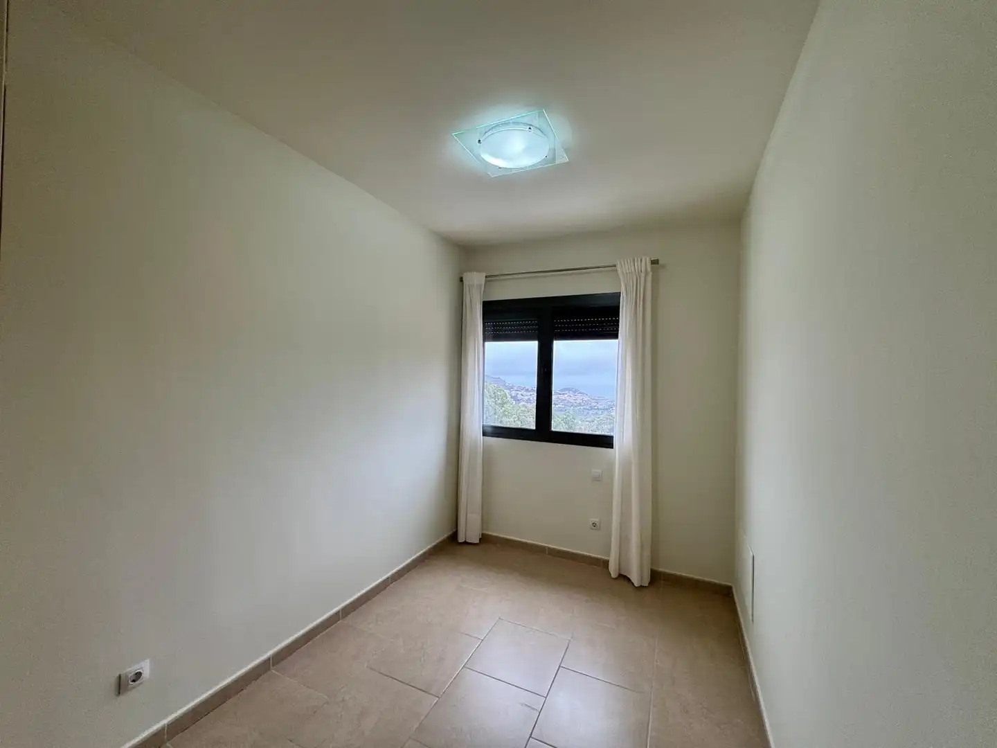 Piso de alquiler en Poetisa Mercedes Pinto, Los Portales - Visvique