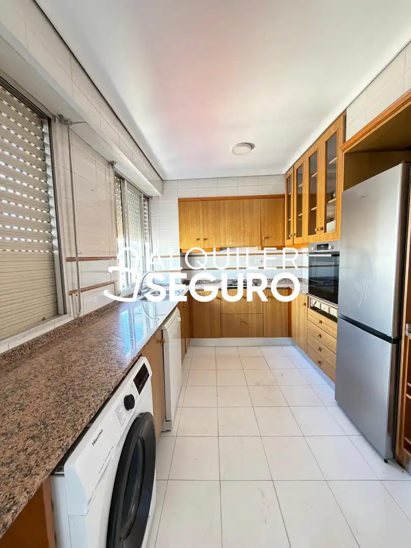 Flat with lift to rent in Ronda Magdalena, imagen 16