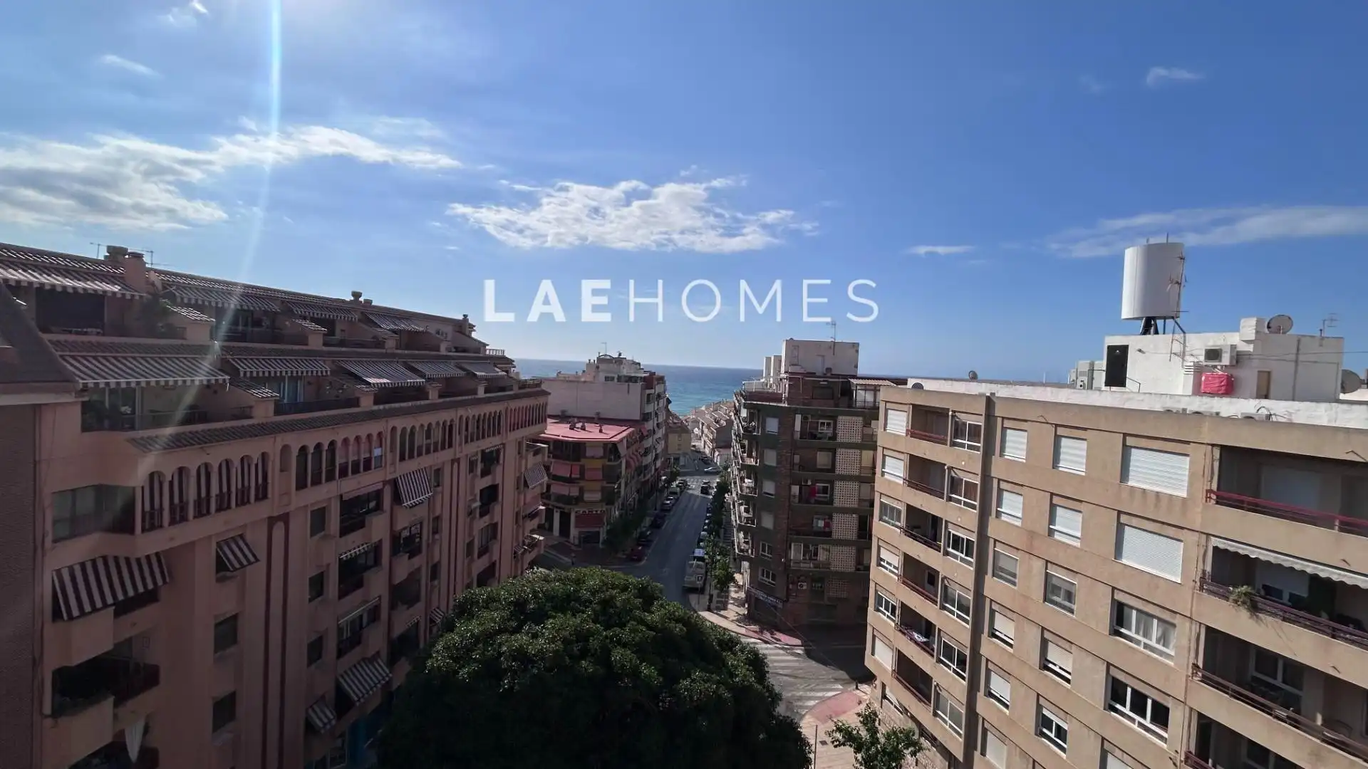 Exterior view of Attic for rent in El Campello  with Air Conditioner, Parquet flooring and Furnished