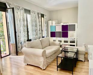 Living room of Study to rent in  Madrid Capital  with Air Conditioner and Balcony