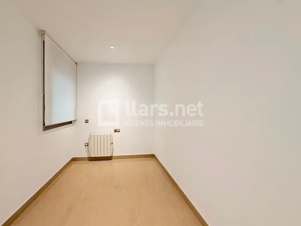 Flat for sale in Vilanova i la Geltrú  with Air Conditioner, Heating and Terrace